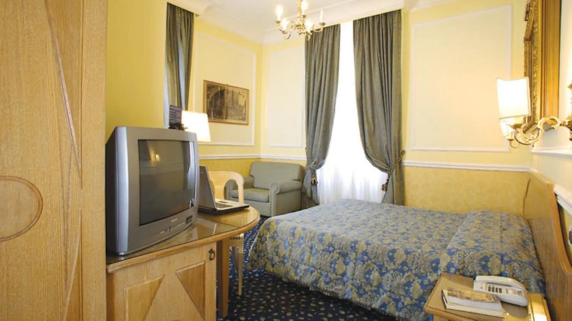 רומא Hotel Giglio Dell'Opera 3*,  איטליה
