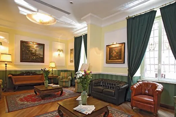 רומא Hotel Giglio Dell'Opera 3*,